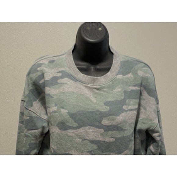 Time and Tru Womens S (4-6) Top Thin Sweatshirt Cotton Blend Camo Oversized - Picture 2 of 9